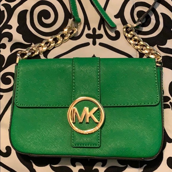 Michael Kors Crossbody Bag in Green - Picture 6 of 8